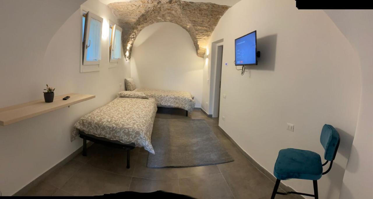 Castle Rhythm Inn Arco Bagian luar foto
